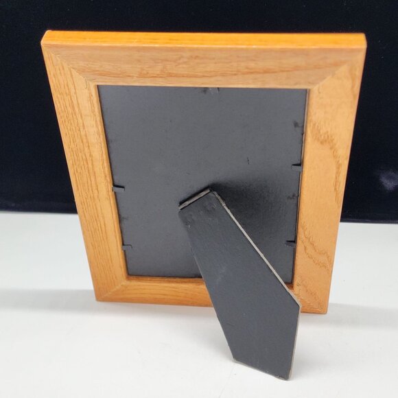 Mainstays Solid Oak 5x7 Picture Frame With Easel Back - Picture 5 of 10